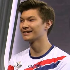 Sinatraa headshot